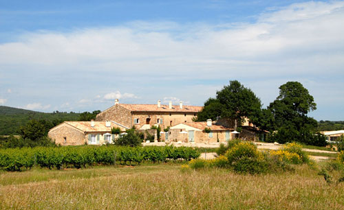 Wine tourism and accommodation in the Abbey of Saint Hilaire