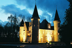 Château d'Agassac by night